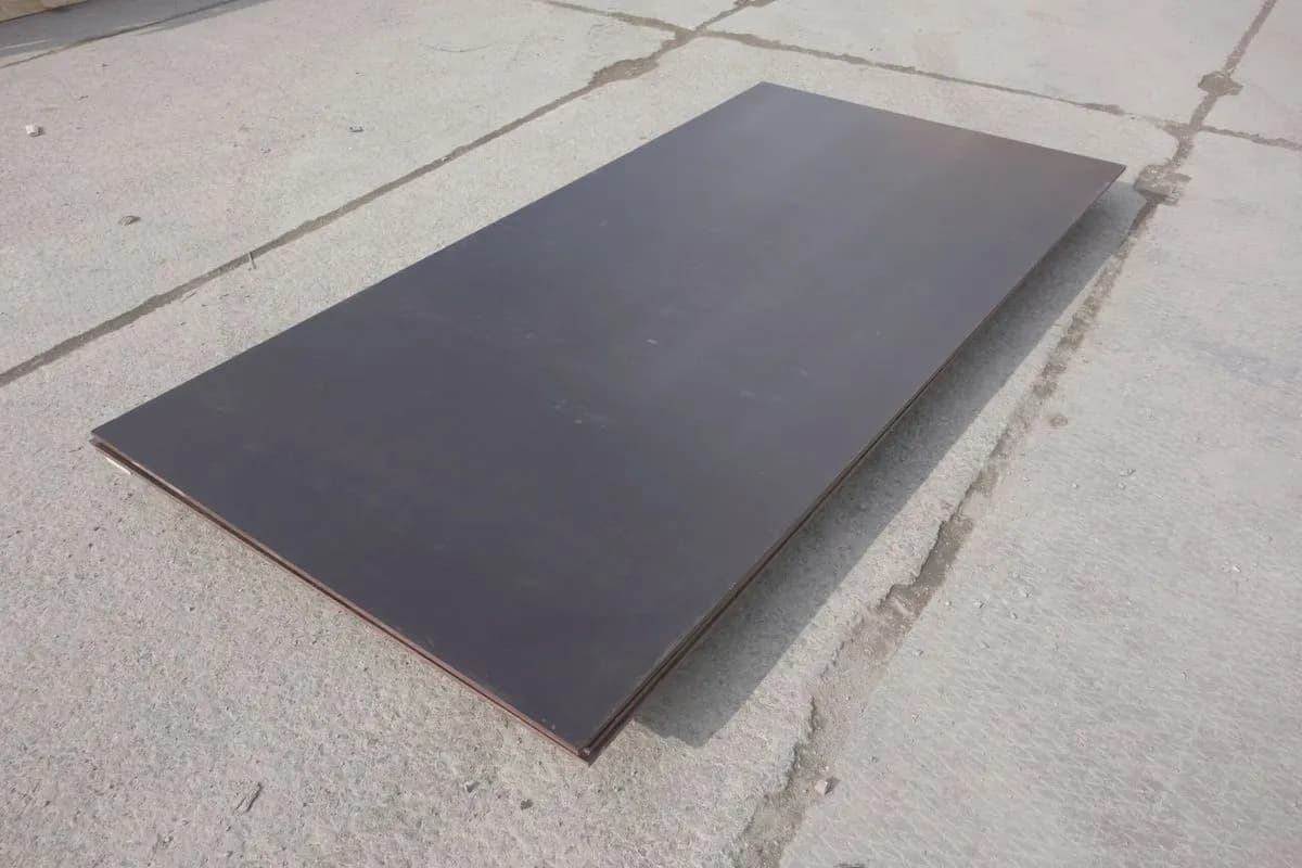 Ламинированная фанера 12 мм 1500×3000, сорт 3/3, F/F